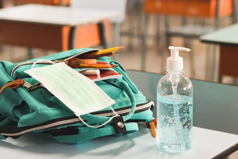 Quale prodotto per la sanificazione di superfici e oggetti scegliere?